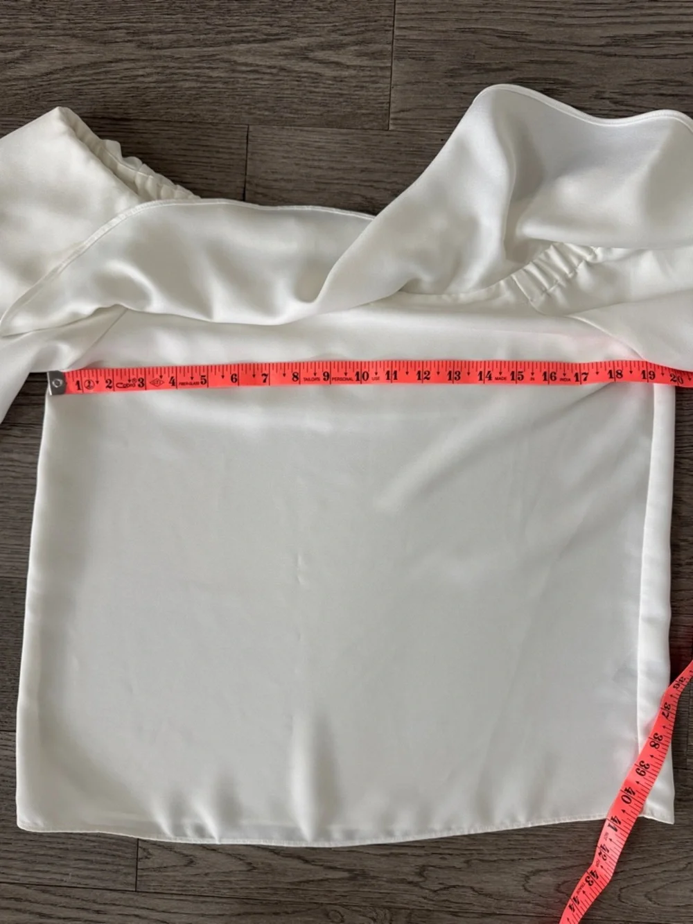 🌼BANANA REPUBLIC🌼 White Ruffle Off-Shoulder Top, Size S